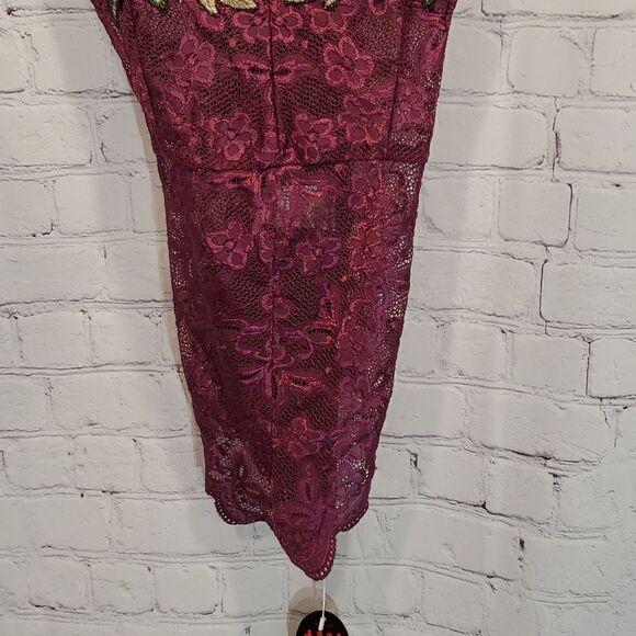 Avidlove purple lace bodysuit NWT - Picture 3 of 9
